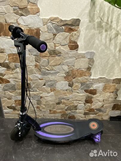 Электросамокат Razor power core E100