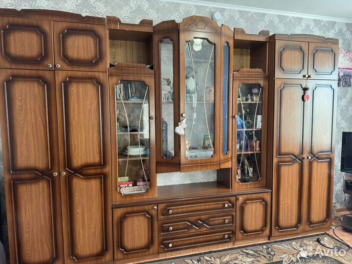 Стенка в гостиную бу