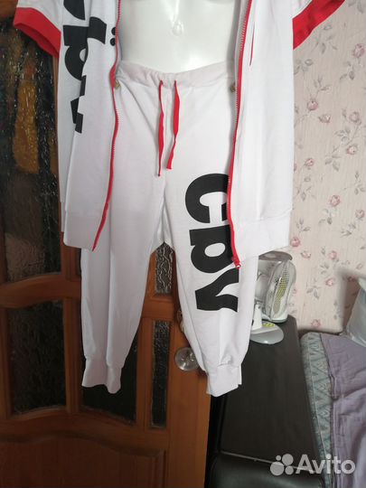Спортивный костюм унисекс 44-46 размер