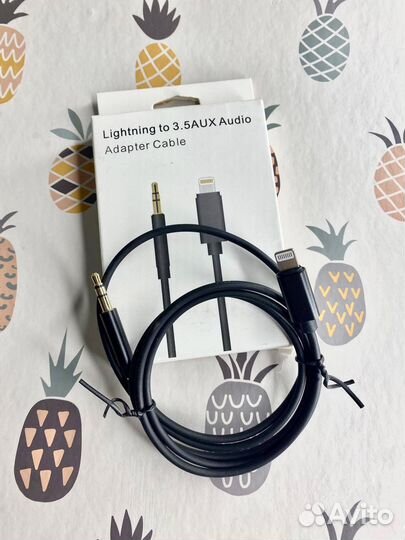 Переходник для наушников iPhone Lightning AUX 3.5