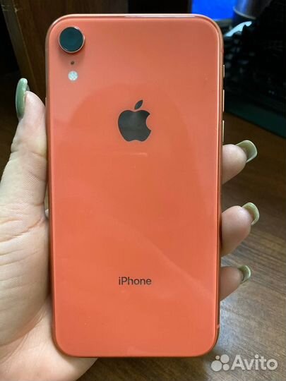 iPhone Xr, 64 ГБ