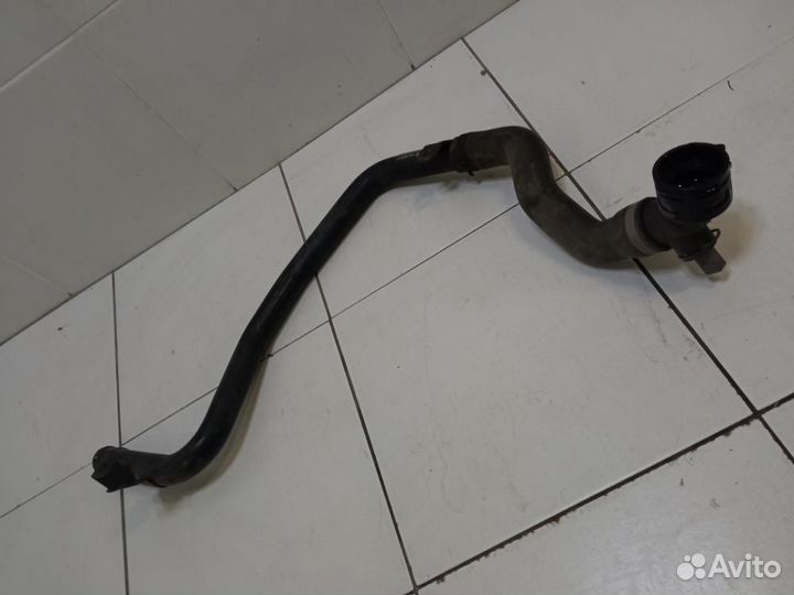 Патрубок радиатора охлаждения Audi Q7 4LB