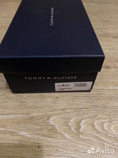 Кроссовки tommy hilfiger 38,5