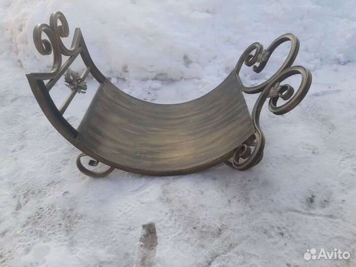 Дровница для камина