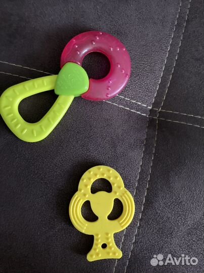 Прорезыватель для зубов Chicco и грызунок