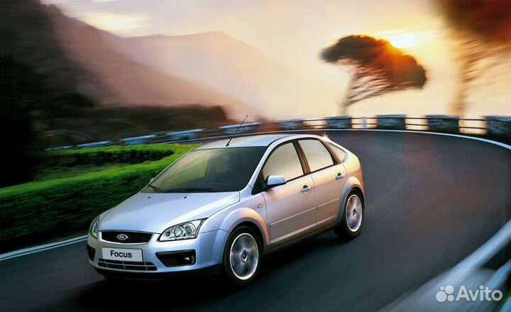 Поворотный кулак Правый Форд Фокус 2. 2007 г