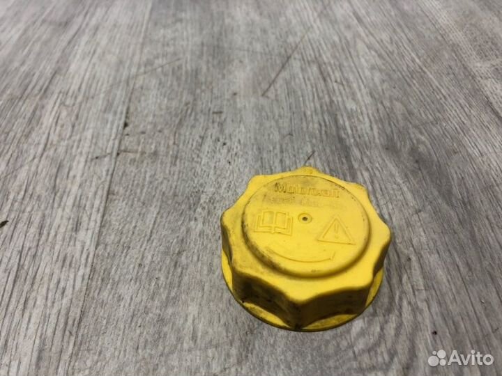 Крышка бака Ford Fiesta MK5 fyja 2005 2006 2007