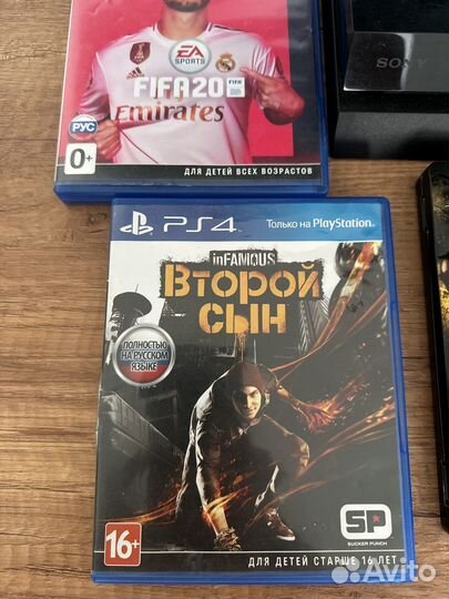 Игровая приставка ps4 с играми