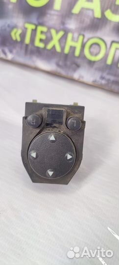 Блок управления зеркалами Audi 80 B4