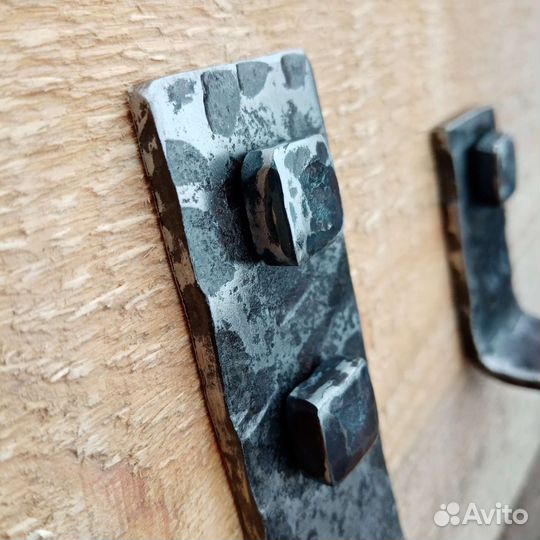 Вешалки для одежды