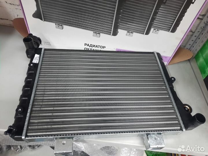 Радиатор охлаждения ваз 2103 2106 Карбюратор