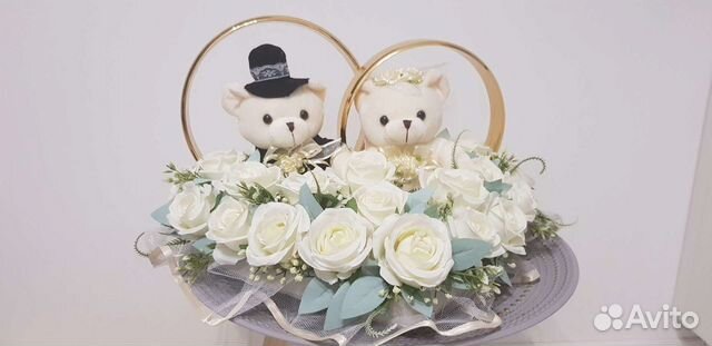 Свадебное украшение на автомобиль