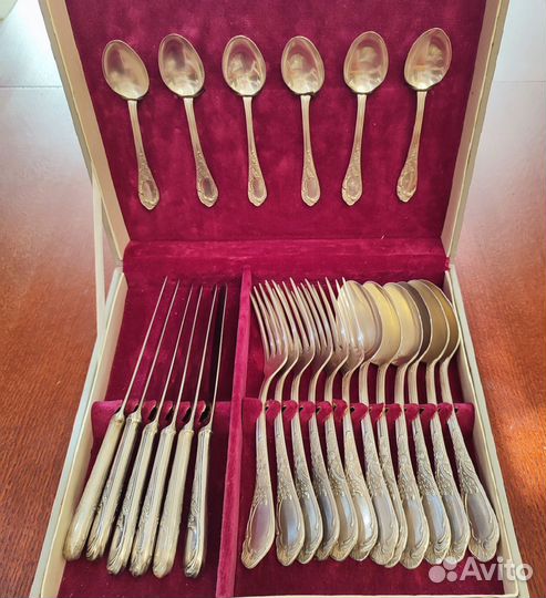 Набор столовых приборов Дубок мельхиор