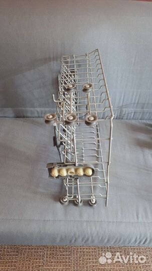 Корзина для посуды пмм bosch,верхняя и нижняя,новы