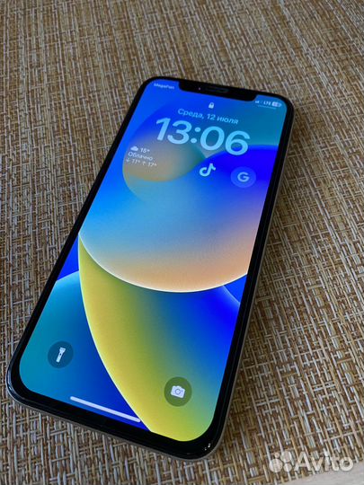 Мобильные телефоны бу iPhoneX