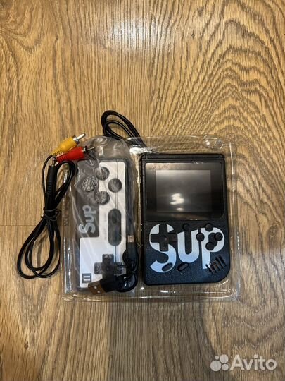 Игровая приставка портативная