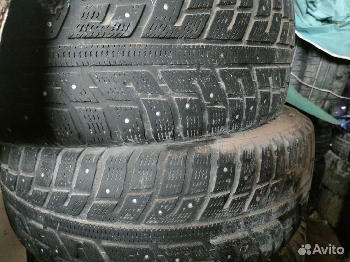 Kumho I'Zen KW22 215/60 R16 99T