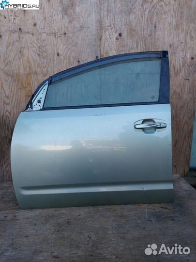 Дверь передняя левая Toyota Prius 2 NHW20