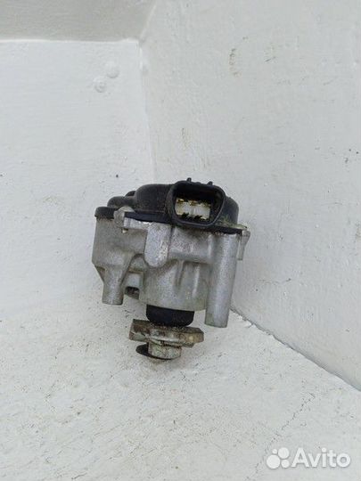 Моторчик стеклоочистителя передний