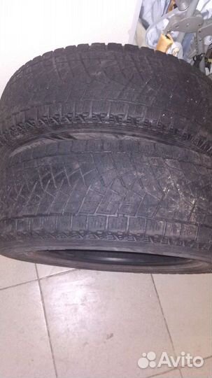 Bridgestone Blizzak DM-Z3 215/65 R16