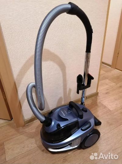 Пылесос Shivaki с аква фильтром