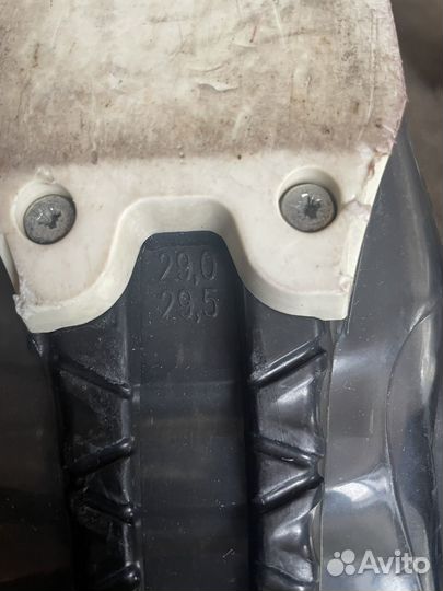 Горнолыжные ботинки atomic