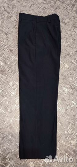 Продам школьный костюм