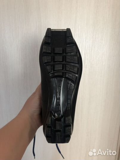 Ботинки лыжные