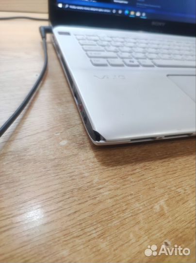 Ноутбук Sony i3 3110/4GB