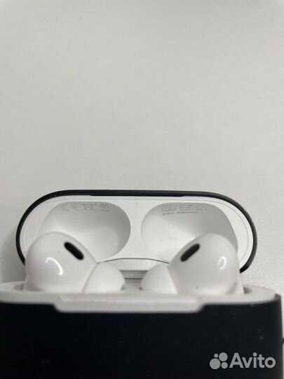 Apple AirPods Pro 2 