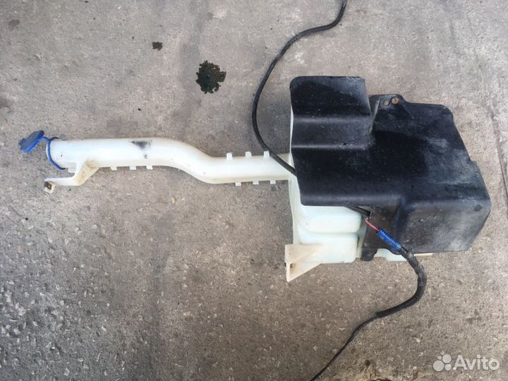 Бачок стеклоомывателя Ford Transit