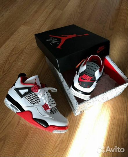 Air Jordan 4 Retro OG Fire Red 2020