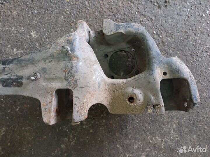 Рычаг продольный задний правый Ford Focus 2 Plus