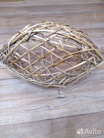 Корзина плетеная