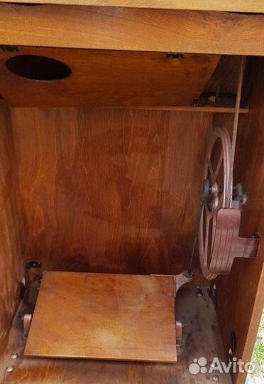 Швейная машинка 