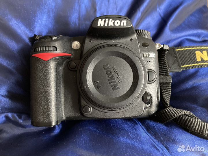 Зеркальный фотоаппарат nikon d7000