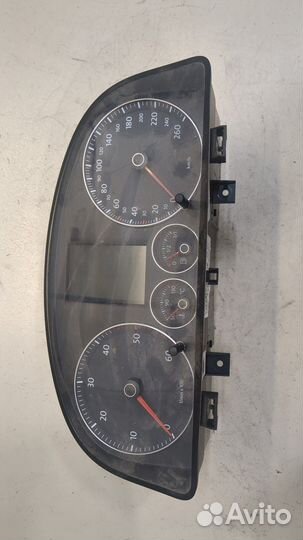 Щиток приборов Volkswagen Touran, 2008