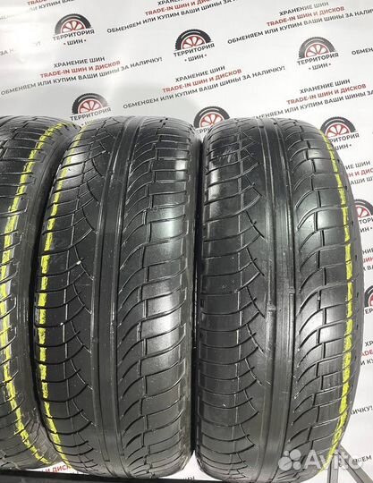 Michelin Latitude Diamaris 235/65 R17 99L