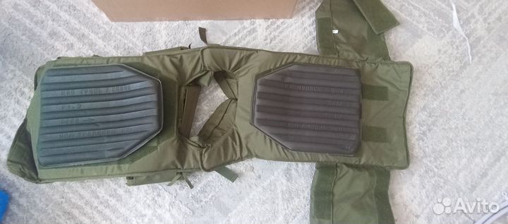Бронежилет с плитами б/у