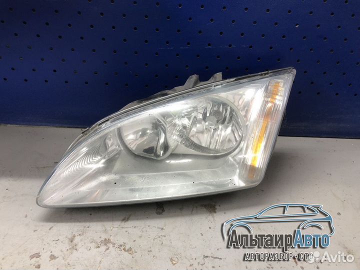 Фара передняя левая Ford Focus 2