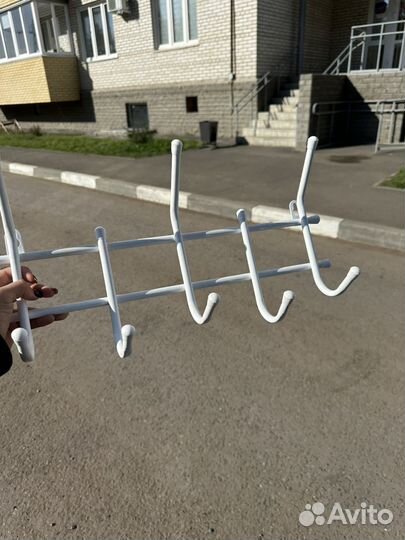 Вешалка настенная