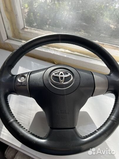 Рулевое колесо в сборе Тойота Рав 4, Королла