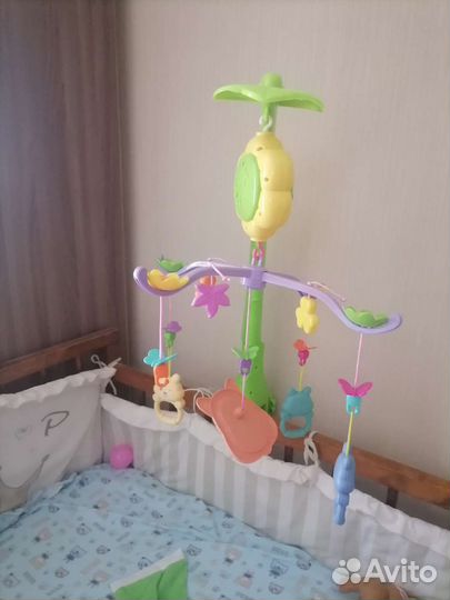 Мобиль в кроватку музыкальный