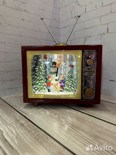 Новогодний фонарик-телевизор