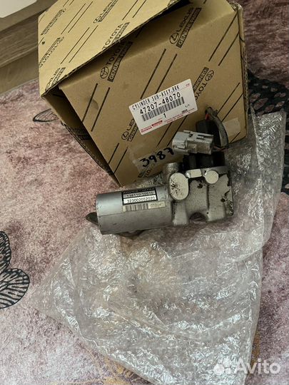 Актуатор тормоза Lexus RX3 450h