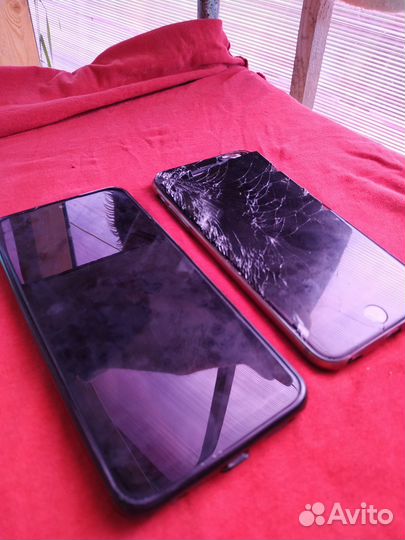 Мобильные телефоны