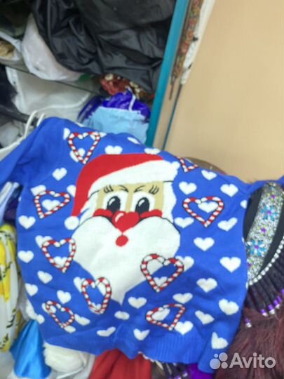 Продам новогодние свитера разных размеров