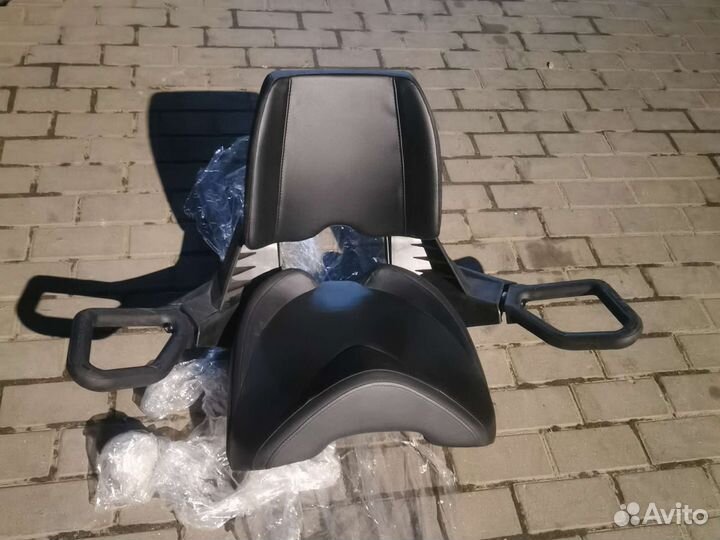 Сиденье заднее с поручнями Stels Guepard