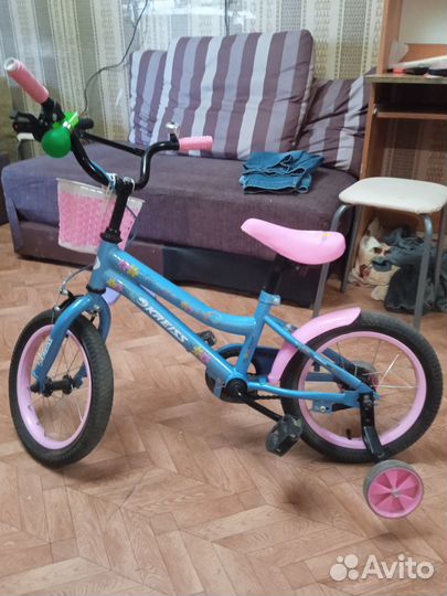 Детский велосипед 4 колесный