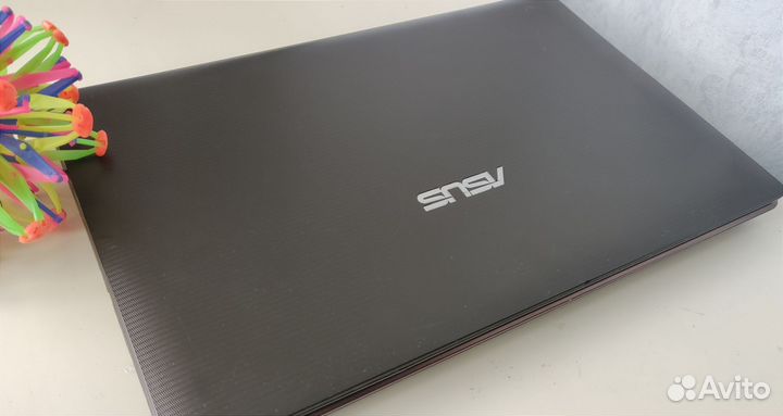 Ноутбук Asus i5/4 ядра/ssd